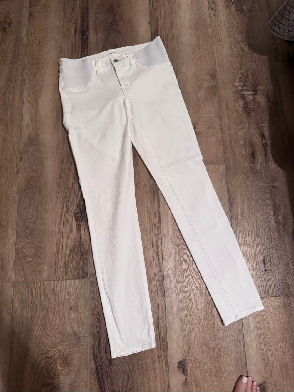 J Brand Maternity White Skinny Jeans with Elastic Waist Panel